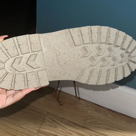 Brand new - Picture 2 of 3